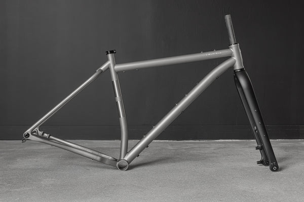Standard_32_frameset_1_grande.