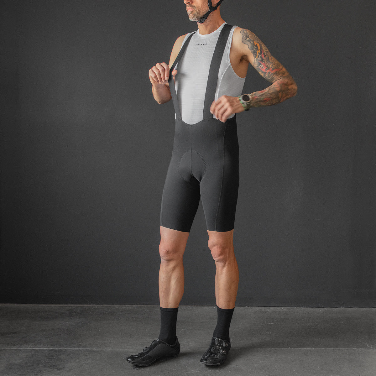 Standard Race Bib Short (BLACK)