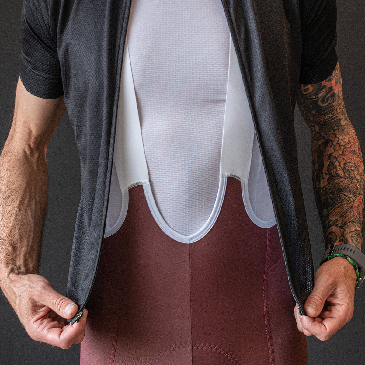 Standard Bib Short (OXBLOOD)