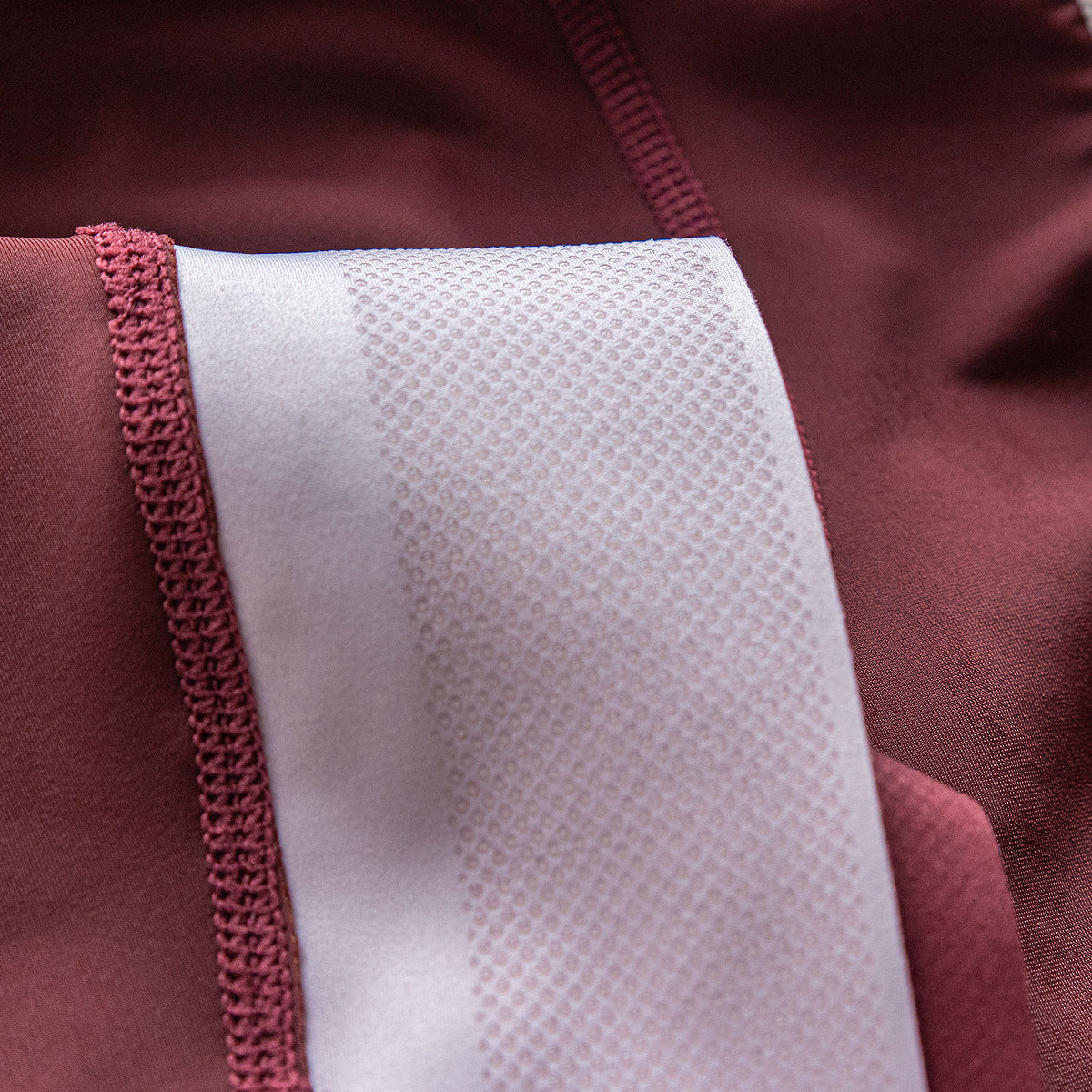 New Standard Bib Short (OXBLOOD)
