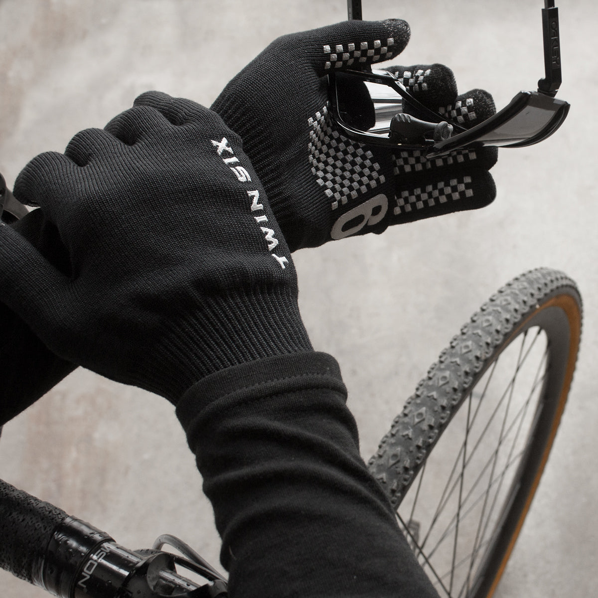 T6 Knit Glove (COOLMAX) (BLACK)