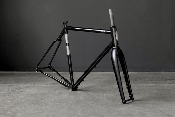 Standard Rando Frameset (EXTRA BLACK) – Twin Six