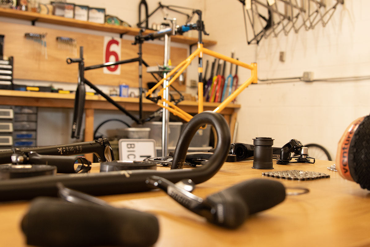 Standard Rando Frameset (EXTRA BLACK) – Twin Six